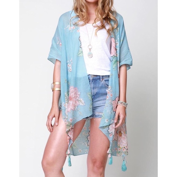 SALE Camellia Floral Kimono - Picture 8 of 8